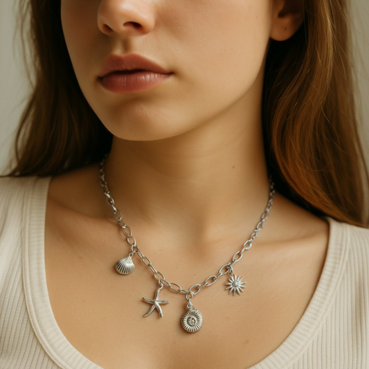 Collier Charms Hello Beauties
